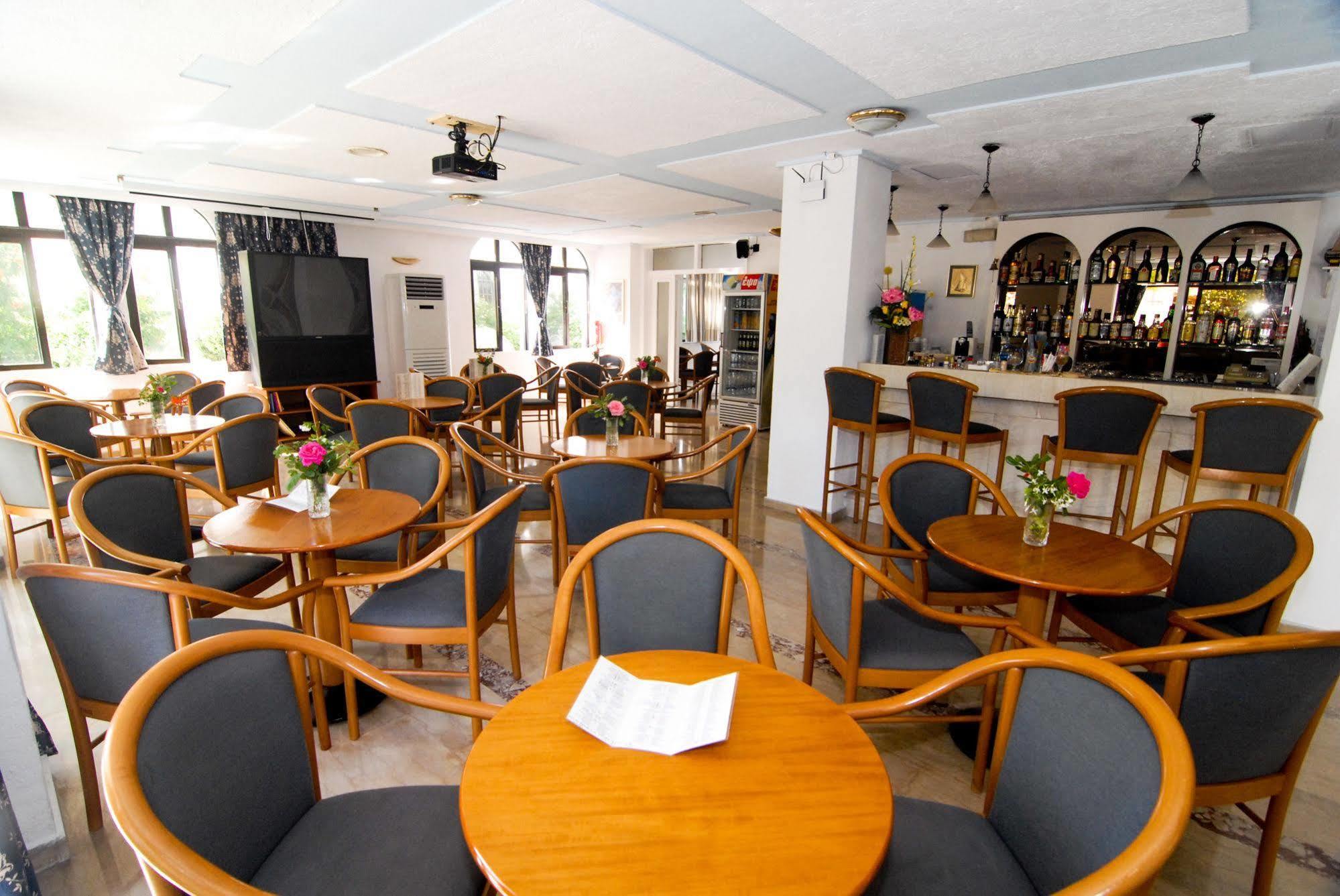 Aegeon Hotel - Adults Only คอสทาวน์ ภายนอก รูปภาพ